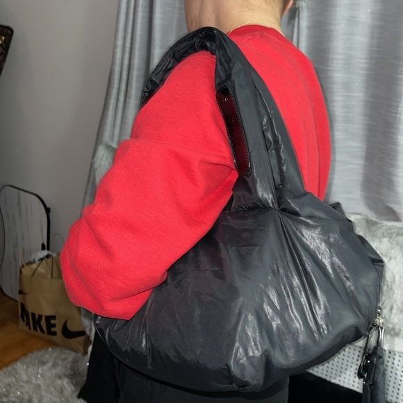 See by Chloe should bag excellent condition black . - Picture 11 of 11